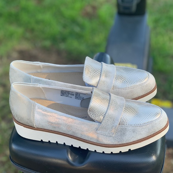 Ladies Time and Tru Wedge Loafers Women Shoe New - Picture 2 of 8